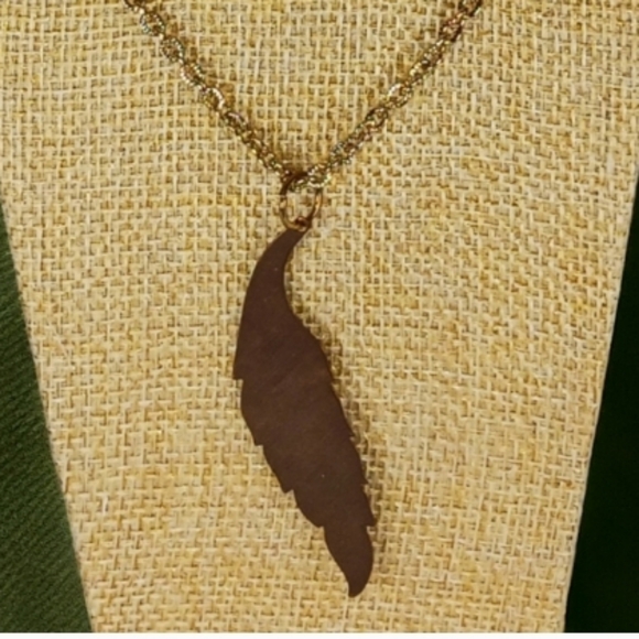 Hand Crafted Jewelry - Antique look Leaf / Feather Charm Long Necklace Retro Amulet Talisman Bronze